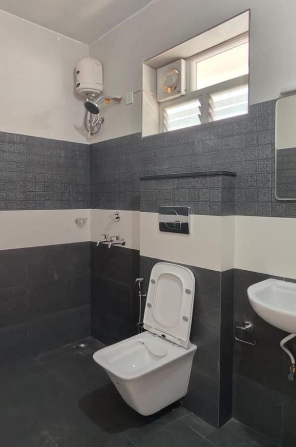 Hobiz Serviced Apartments Chalakuzhy Nr Medical College Trivandrum Thiruvananthapuram Bagian luar foto