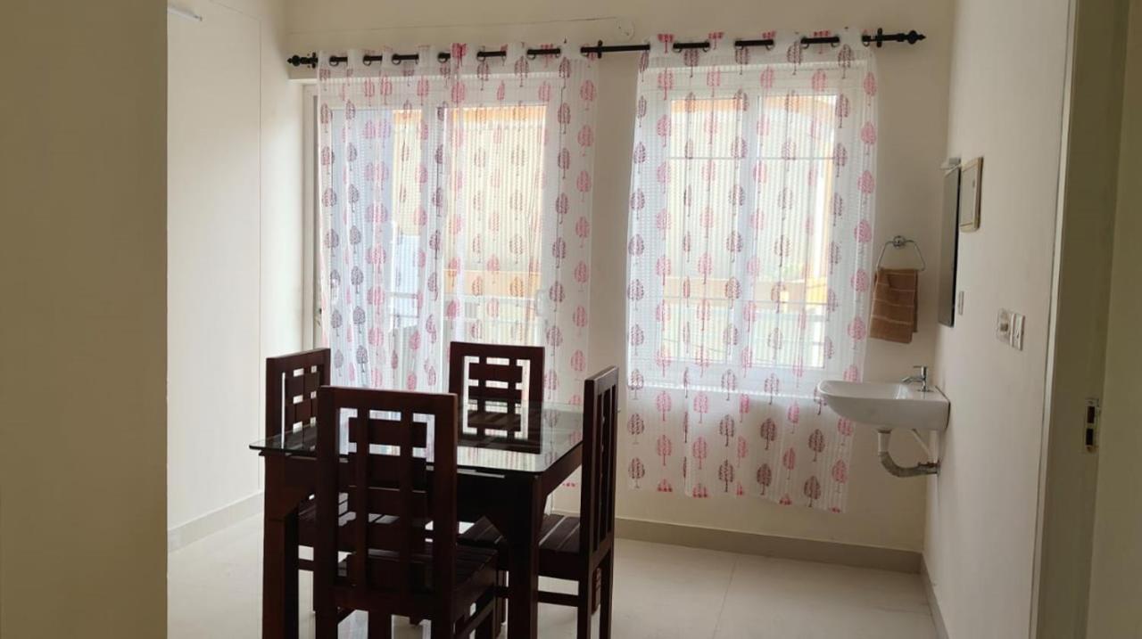 Hobiz Serviced Apartments Chalakuzhy Nr Medical College Trivandrum Thiruvananthapuram Bagian luar foto